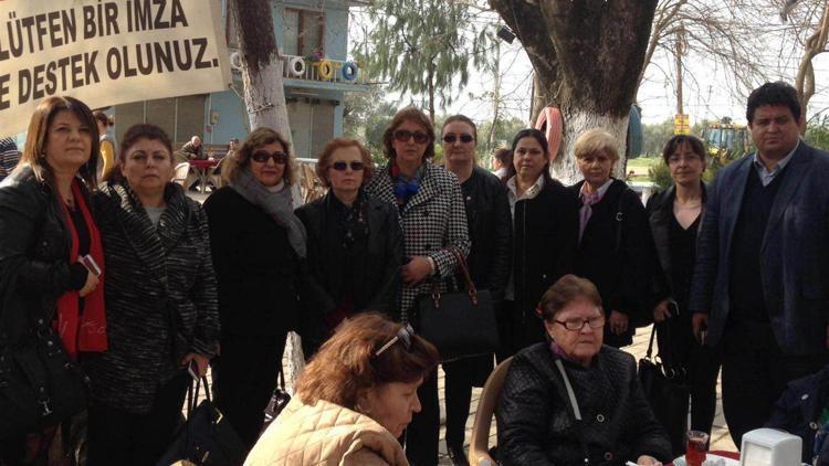 CHP kadın kollarından  ağaçlara destek