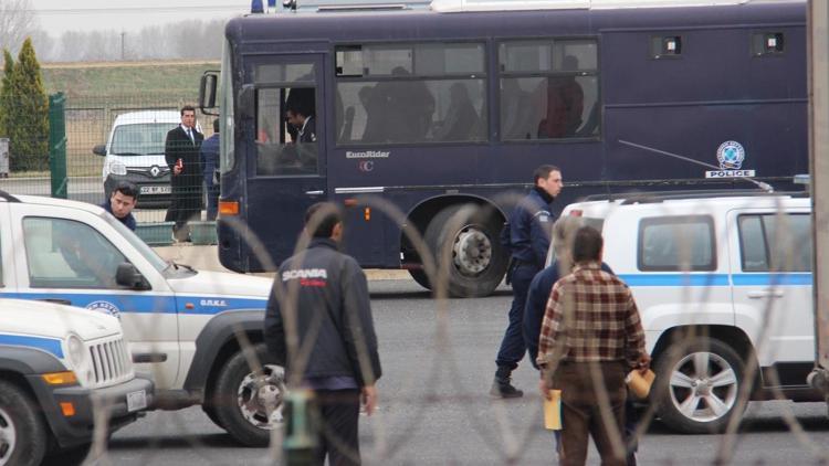 Yunanistan kaçakları Türkiyeye iade ediyor