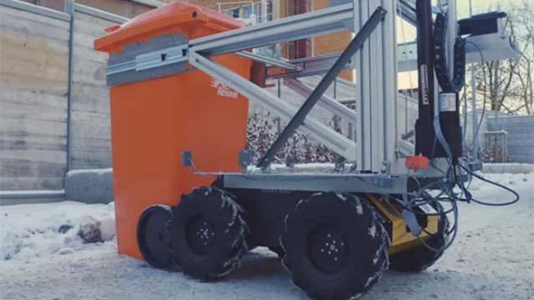 Çöp toplayan akıllı robot geliştirildi