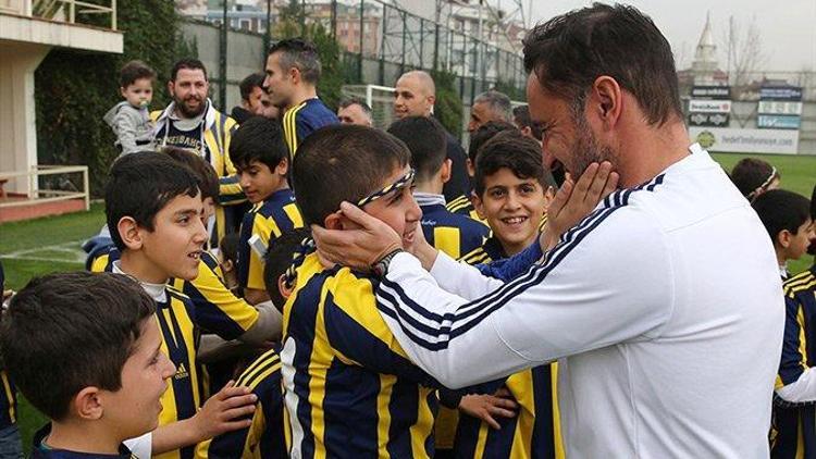 Diyarbakırlı çocuklar Fenerbahçenin antrenmanında