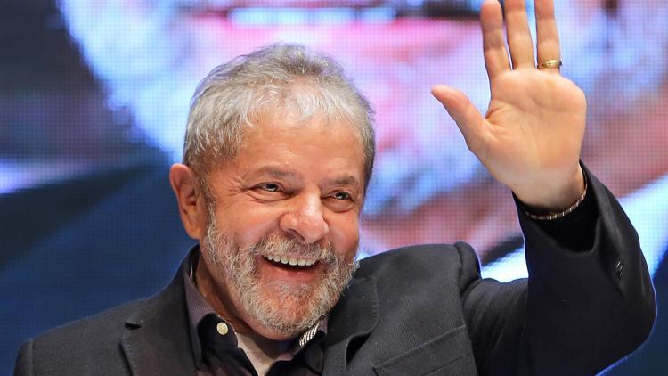 4 parmaklı başkan Lula zor günler geçiriyor