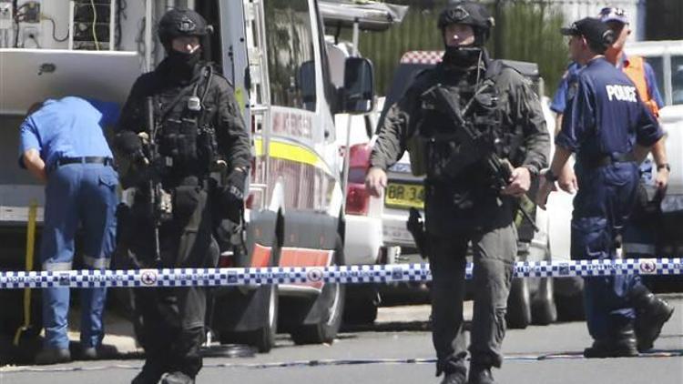 Avustralyada silahlı saldırgan dehşeti