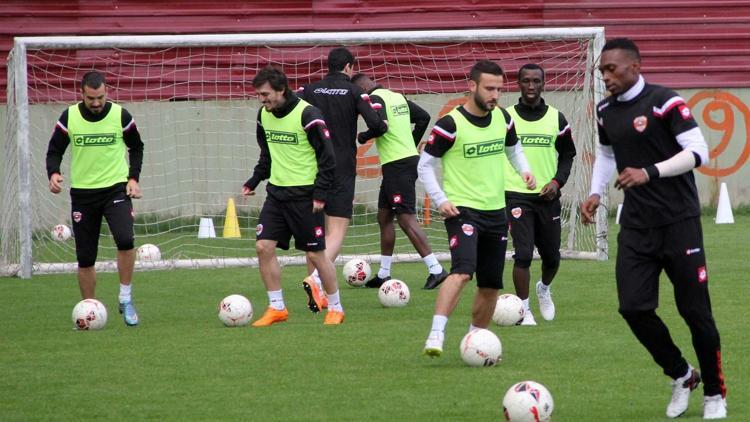 Adanaspor, Kayseri Erciyes’i bekliyor