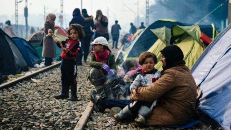 Guardian: Suriyeliler, Avrupa için başka kaçak yollar buluruz diyor