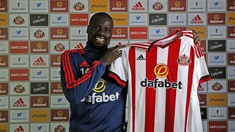 Eboue, Sunderlande imza attı