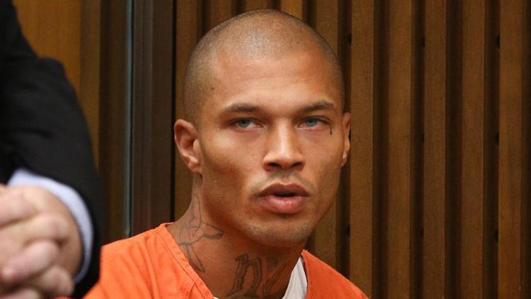 Seksi mahkûm Jeremy Meeks tahliye edildi