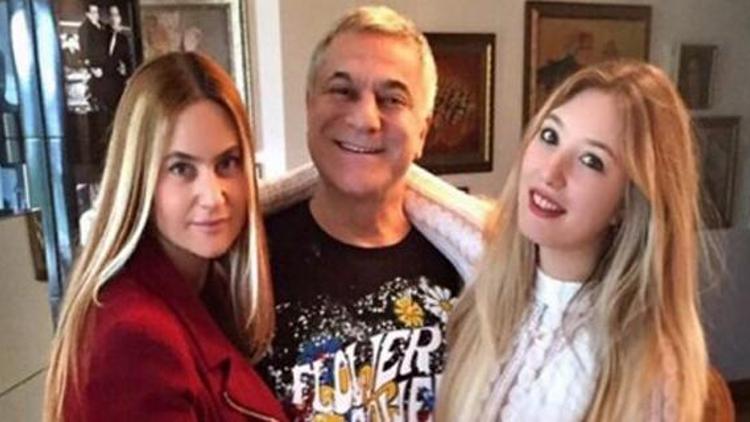Mehmet Ali Erbil’in kızı Yasmin Erbil şöhreti yakaladı