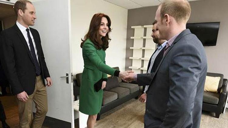 Kate Middleton yine eski kıyafetlerini giydi