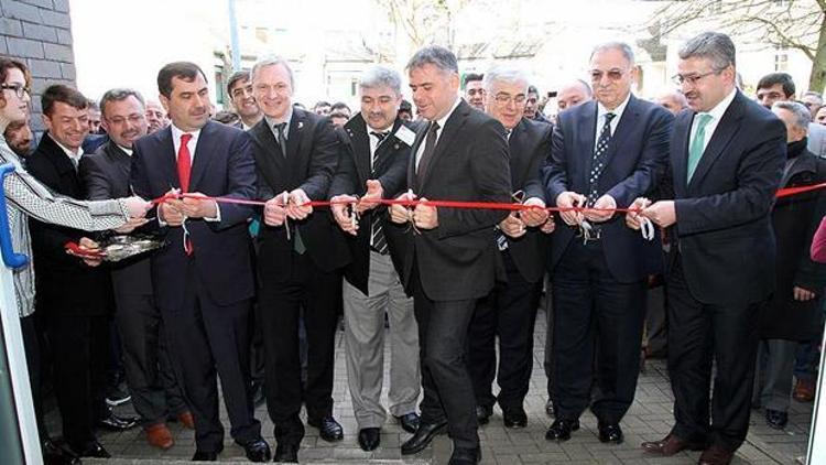 Lindlar Halil İbrahim Camisi açıldı