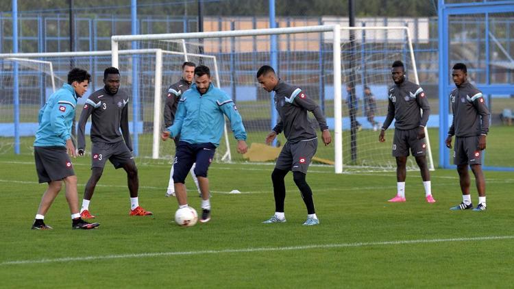 Adana Demirspor derbi hazırlığına başladı