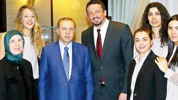 Hidayet Türkoğlu Cumhurbaşkanı Başdanışmanlığına atandı