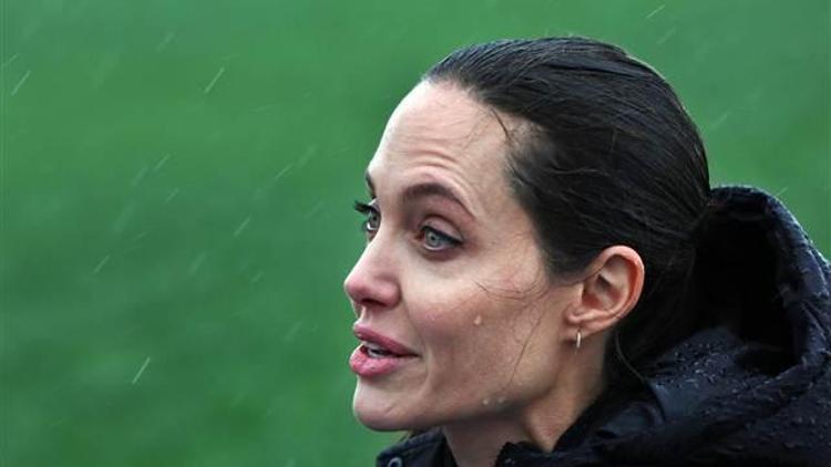 Angelina Jolie Lübnandan Avrupaya seslendi