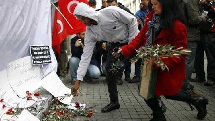 Saldırıya tepki gösterenler olay yerinde