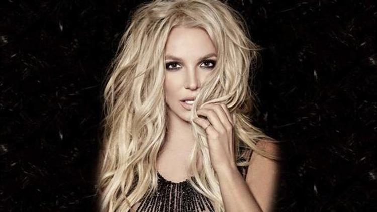 Britney Spearsın yeni görüntüsü şaşırttı