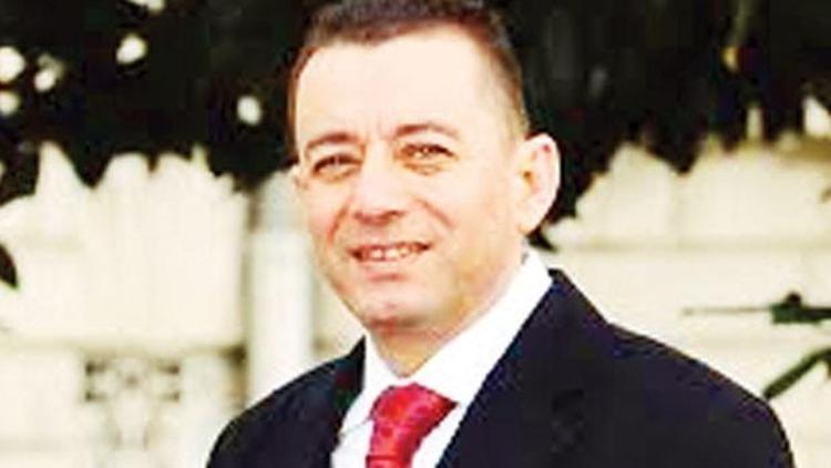 Rektör Yardımcısı Prof. Dr. Bülent Arı istifa etti