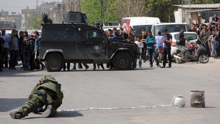 Adanada bomba alarmı