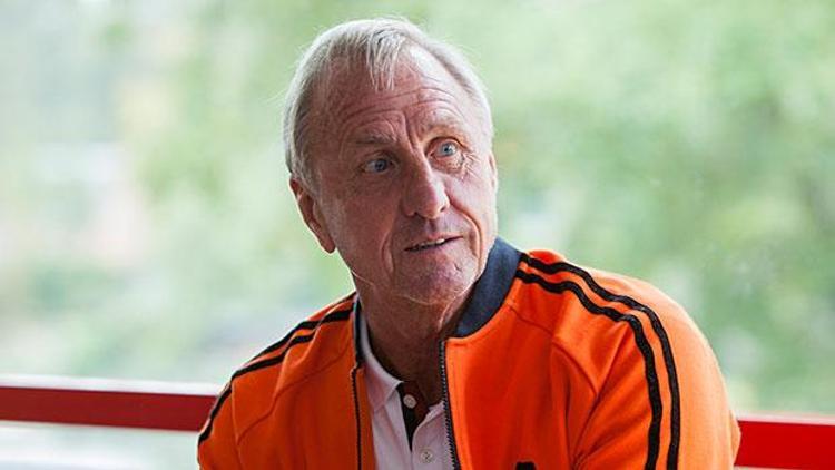 Johan Cruyff yaşamını yitirdi Johan Cruyff kimdir