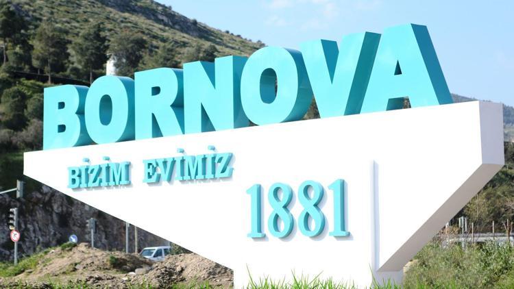 ’Bornova’ yazısı renk kattı