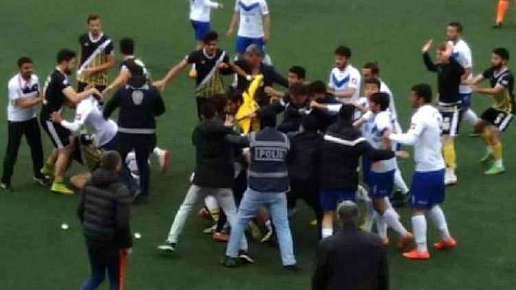 Sivasta amatör lig maçında kavga