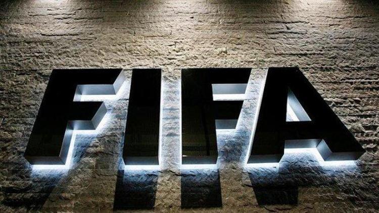 FIFA’dan 4 kulübe ceza