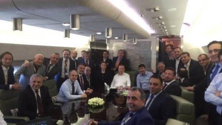 Erdoğan, Türkiye-Avusturya maçını uçakta izledi