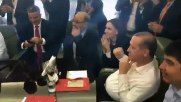 Cumhurbaşkanı Erdoğanın gol sevinci