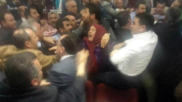 Çiğli Belediye Meclisi’nde, Kemal Kılıçdaroğlu kavgası