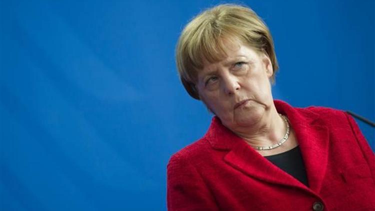 Merkel: Soykırım taslağı meclise gelecek