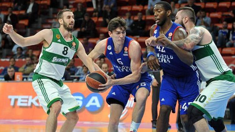 Anadolu Efes: 91 - Panathinaikos: 86