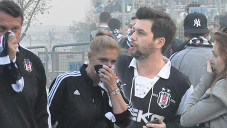 Elçin Sangu ve sevgilisi Yunus Özdiken, Beşiktaş maçında biber gazına maruz kaldı