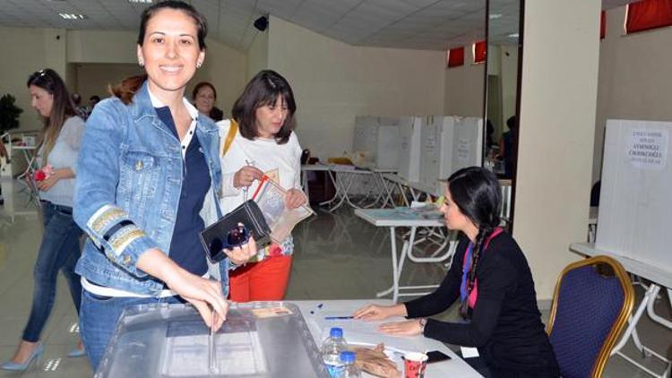 Antalya ve İzmir Tabip Odaları seçime gitti