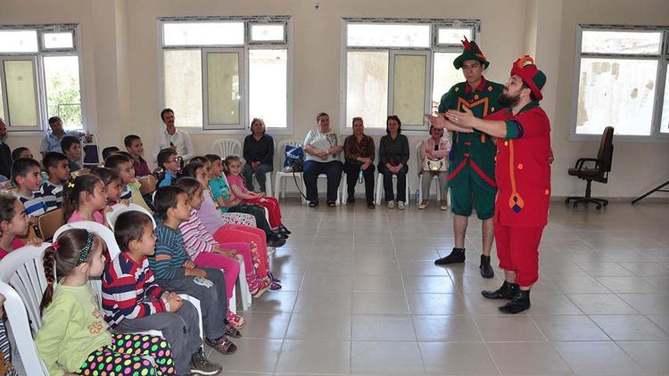 Büyükşehir’den çocuklara tiyatro gösterisi