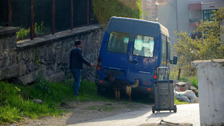 Şüpheli araç çalıntı çıktı