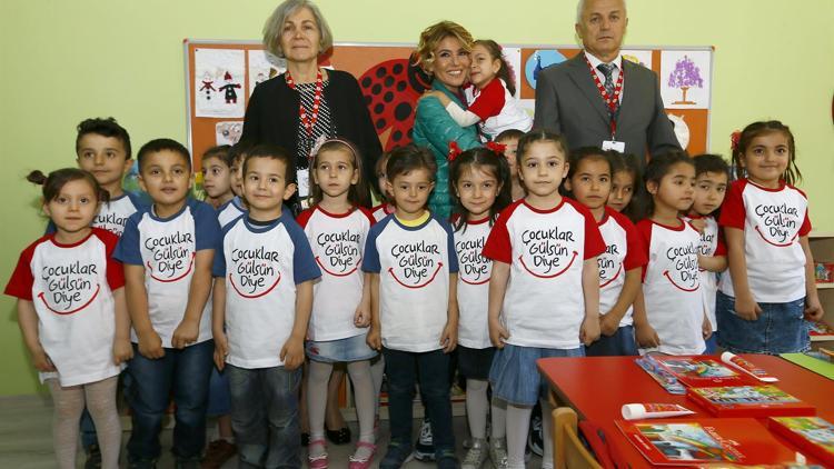 Çocuklar Gülsün Diye Derneğinden İzmire anaokulu