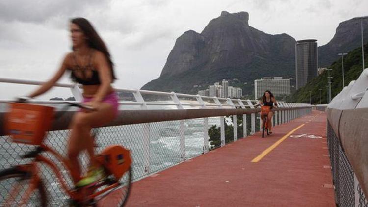 Brezilyada bisiklet yolu çöktü