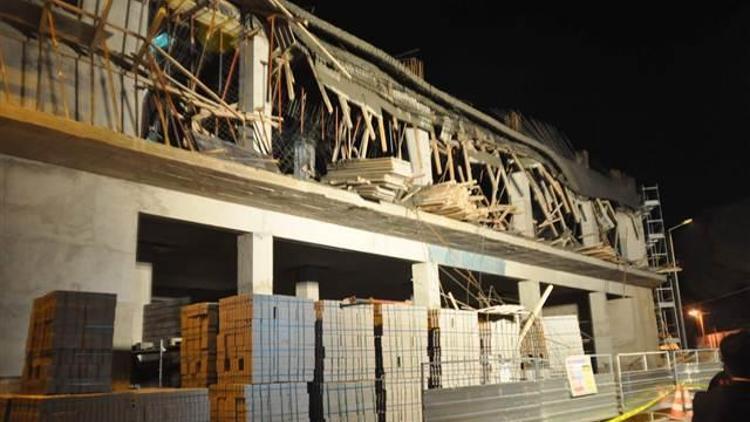 Belediye inşaatı çöktü: 4 işi yaralı