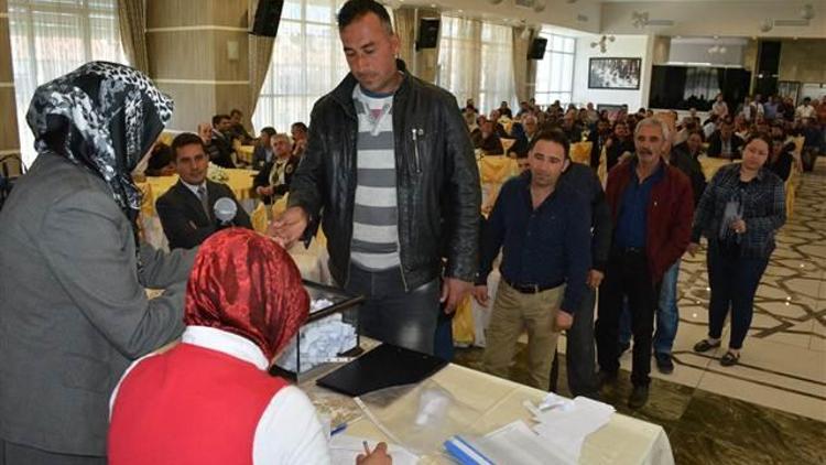 Niğdede faizsiz kredi kuyruğu