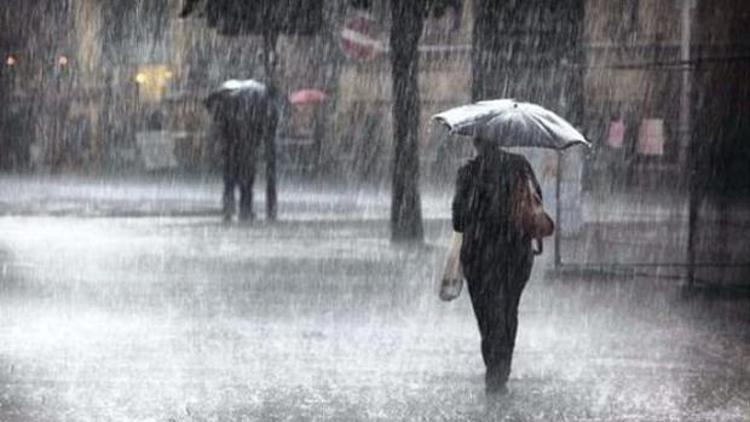 Türkiye yeni haftaya gök gürültülü ve sağanak yağış ile giriyor