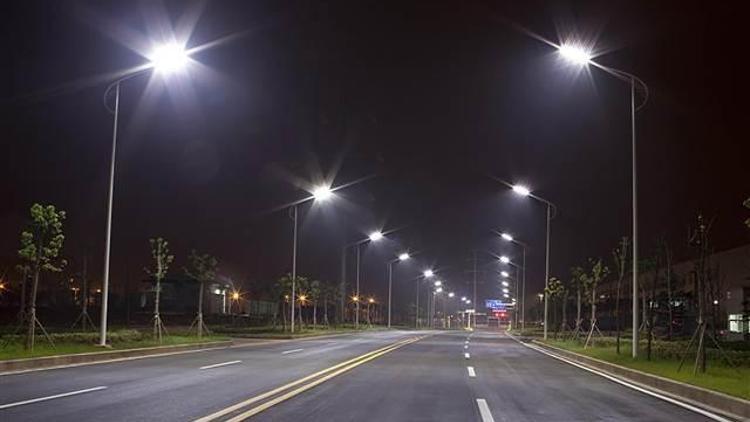 Akıllı LED yol ışıkları ilk kez Kağıthanede