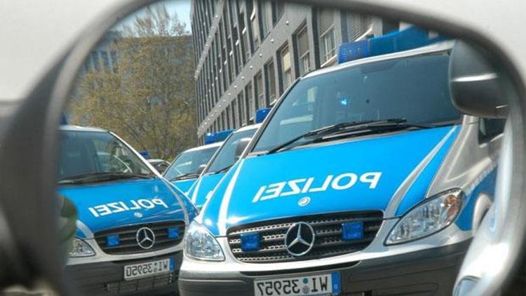 Bremende aşırı İslamcılara polis baskını