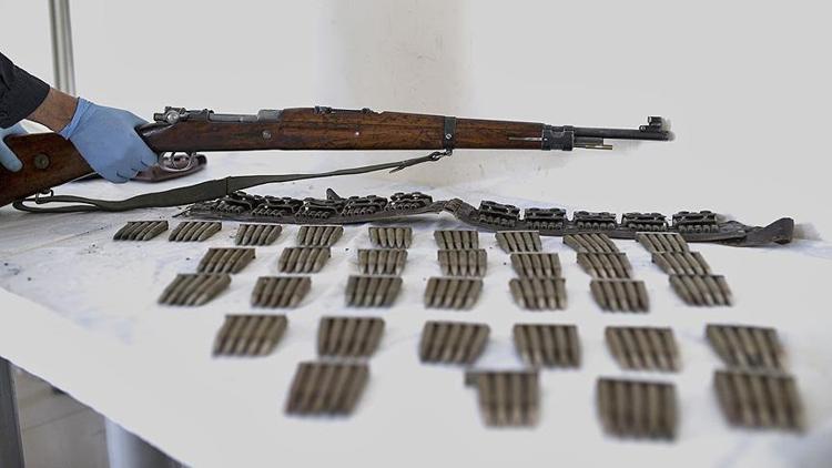 Yüksekovada 115 yıllık keskin nişancı tüfeği ele geçirildi
