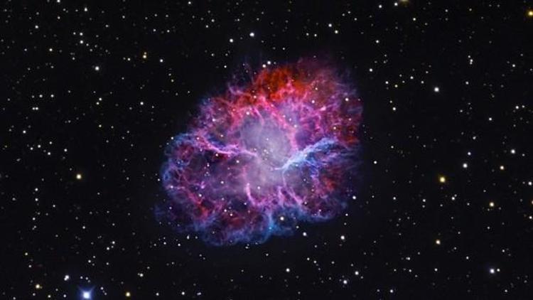 Sahip olduğu tüm yıldızları süpernovaya dönüşen bir galaksiye ne olur