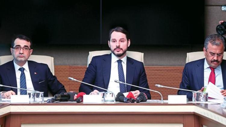 Bakan Albayrak:  Elektrik kesintileri 20 dakika bile sürmeyecek