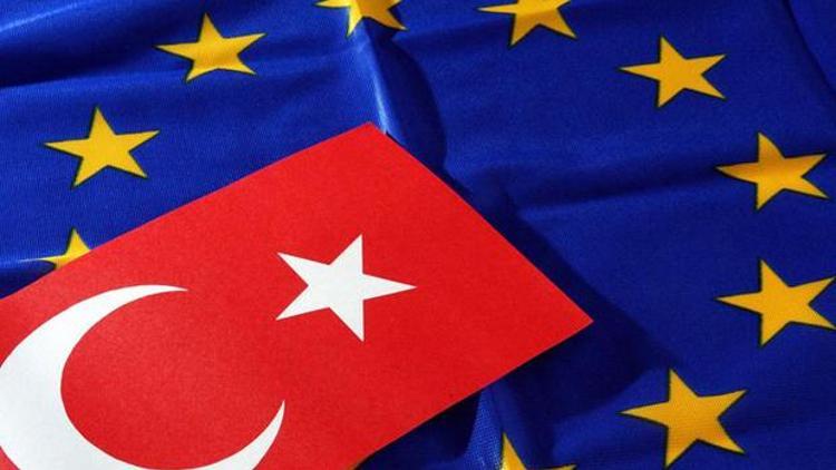 AB Komisyonu Türkiyeye ek süre tanıyacak
