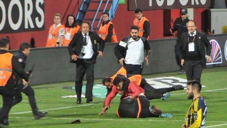 Trabzonspora 4 maç seyircisiz oynama cezası