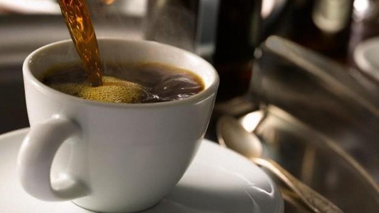 Kahvenin uyarıcı etkisi çayınkinden farklı mı