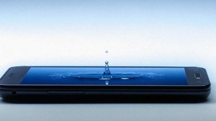 Bir damlacık su neden dokunmatik ekranı karıştırıyor