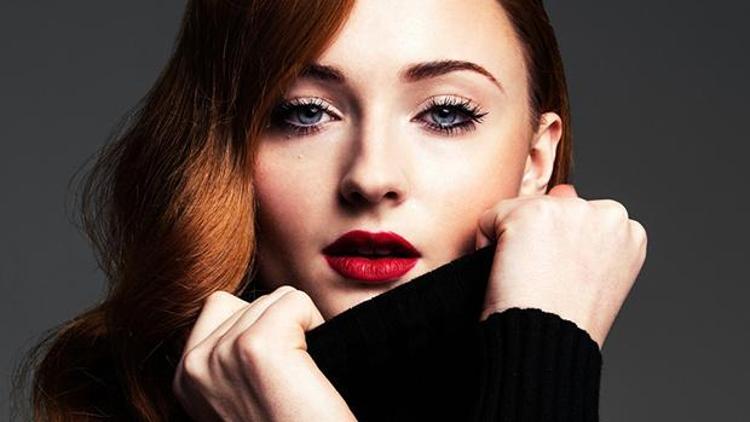 Sophie Turner: Sansa için yavaş ve uzun bir ölüm isterdim