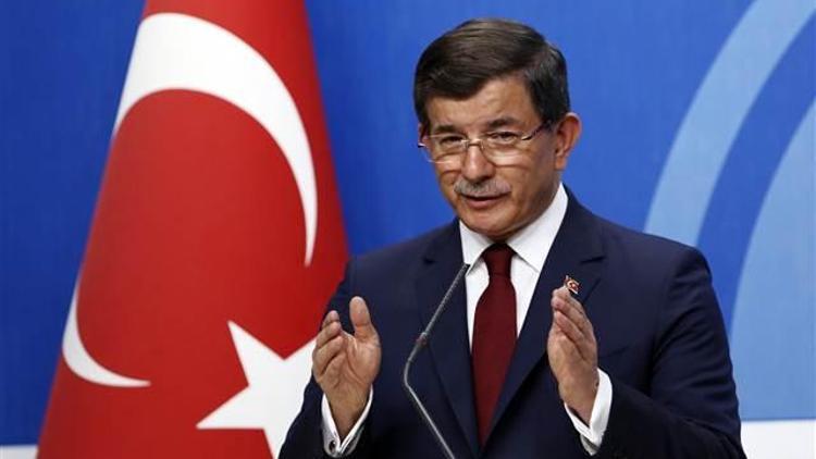 Erdoğan kazandı, Davutoğlu pes etti