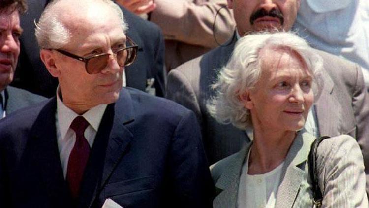 Margot Honecker hayatını kaybetti